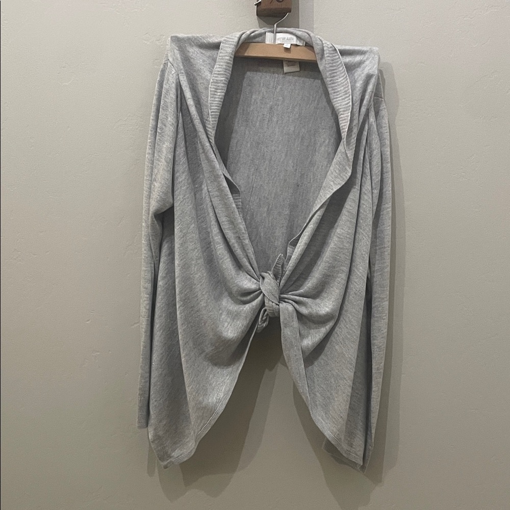 Verve Ami Light Gray Women's Shrug